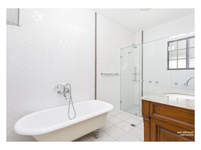 581 Yeppoon Road, Limestone Creek QLD 4701