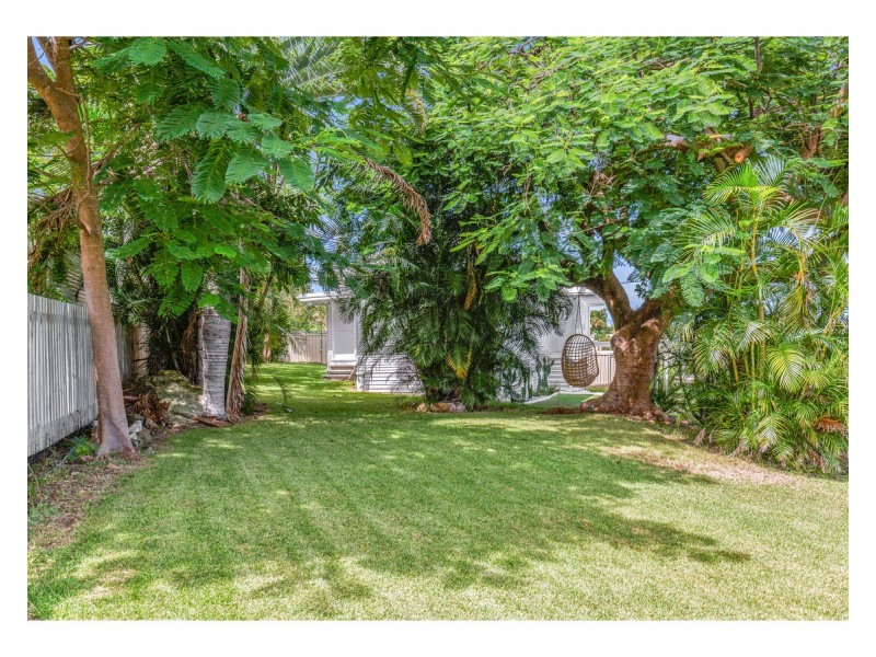 3 Jeffries Street, The Range QLD 4700