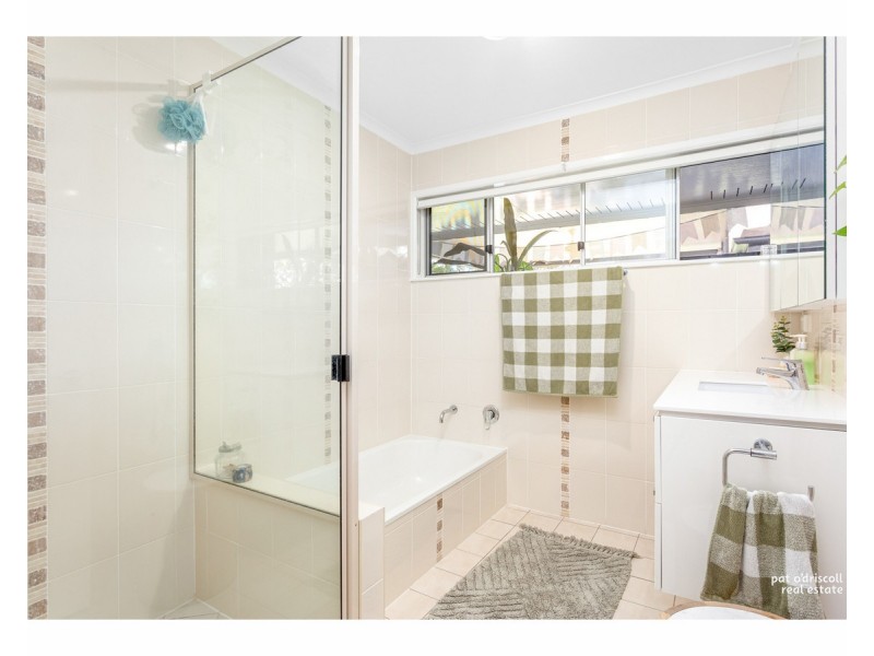 32 Kelly Street, The Range QLD 4700