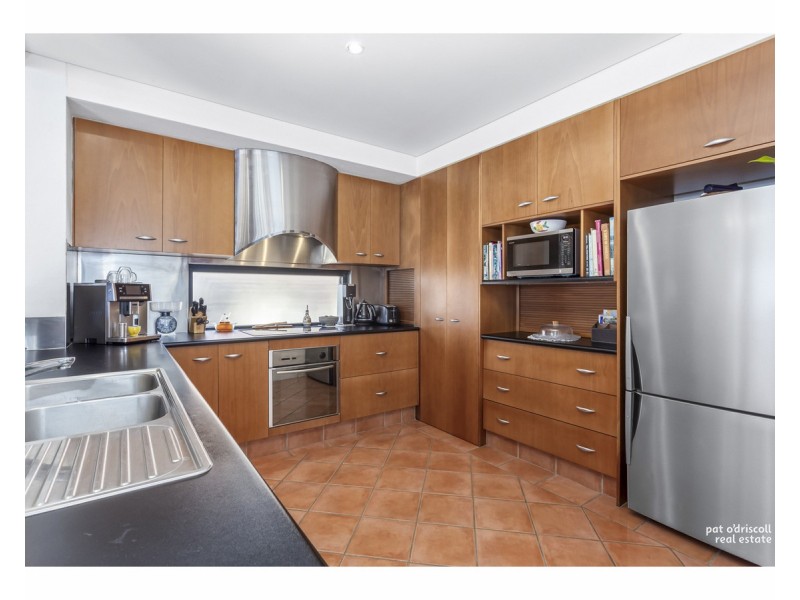 10 Limpet Place, Zilzie QLD 4710