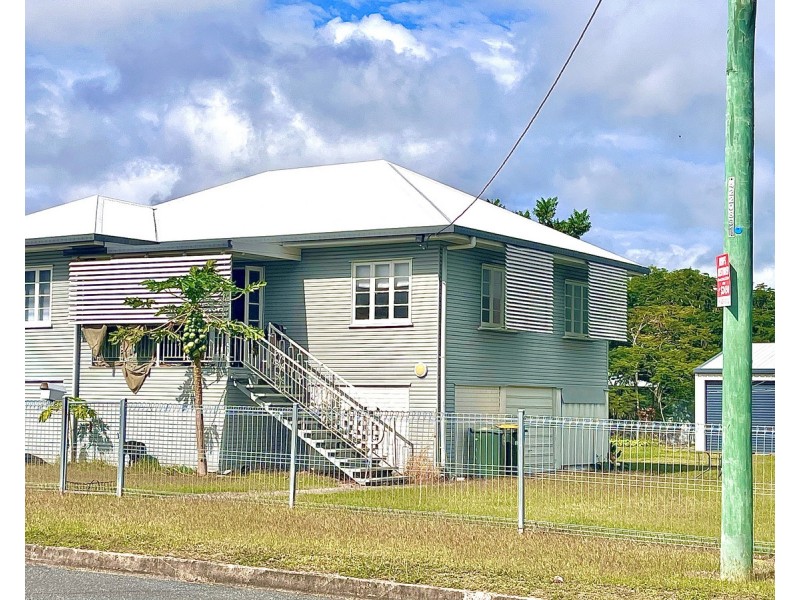 100 Robinson Street, Frenchville QLD 4701