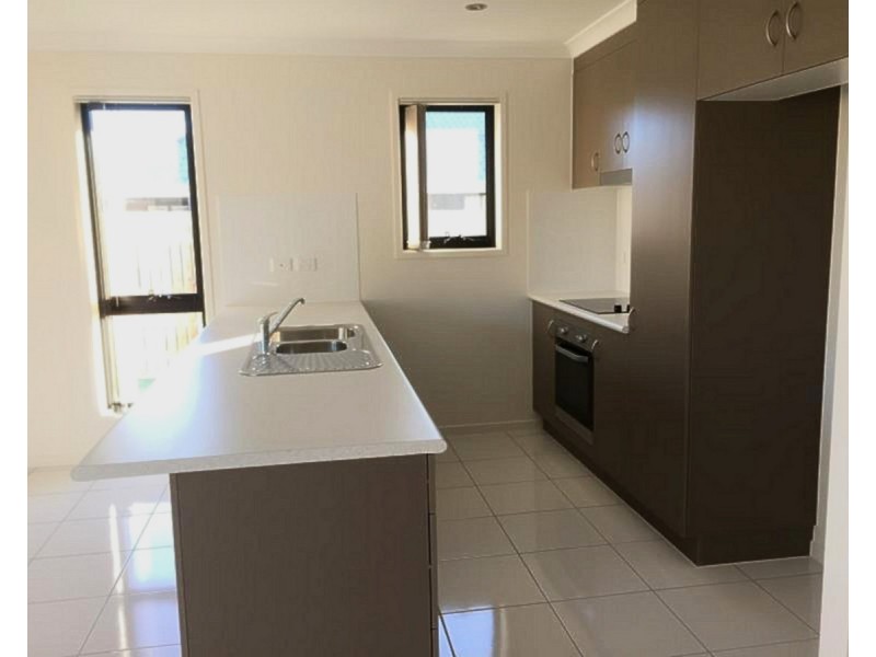 32 Vermont Drive, Parkhurst QLD 4702