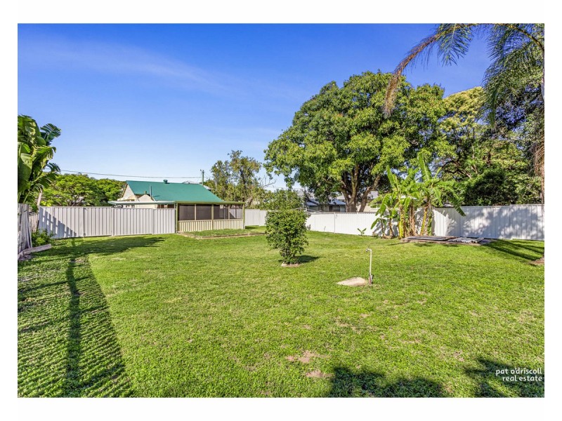 11 Underwood Street, Park Avenue QLD 4701