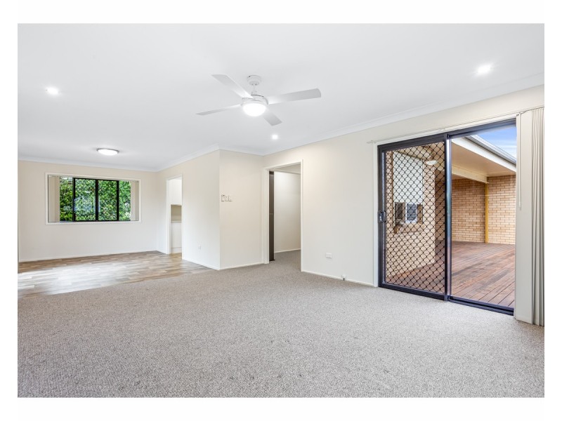 1 Phyllis Street, The Range QLD 4700