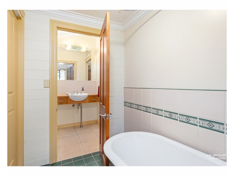86 Penlington Street, The Range QLD 4700
