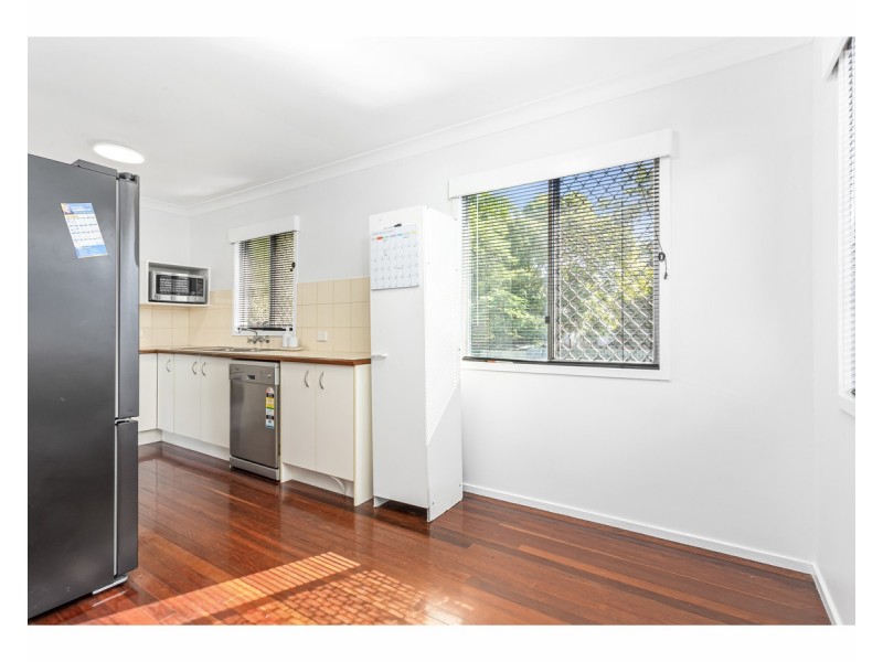 9 Burnett Street, Berserker QLD 4701