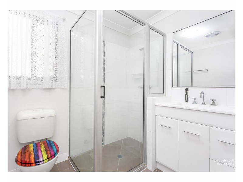 8/249 Mason Street, Koongal QLD 4701