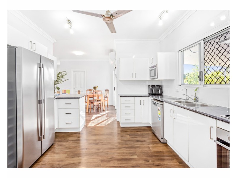 26 Heath Street, Wandal QLD 4700