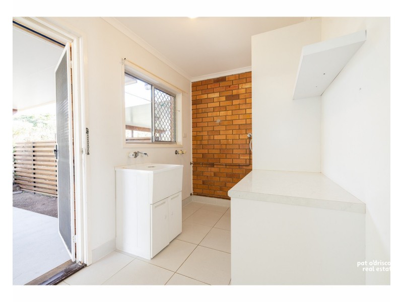 1/324 Pain Street, Koongal QLD 4701