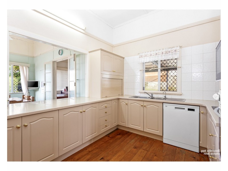 9 Lamington Street, The Range QLD 4700