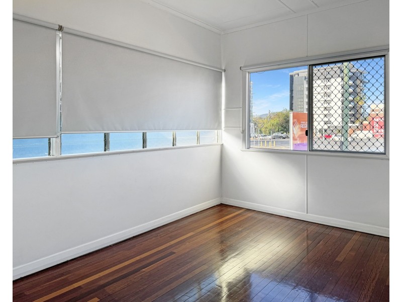 68 Bolsover Street, Rockhampton City QLD 4700