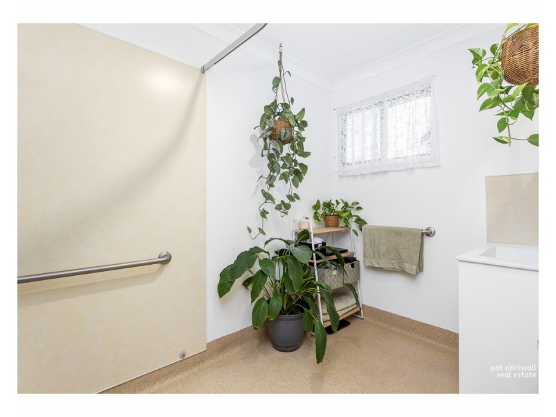 4 Fenwick Street, Gracemere QLD 4702