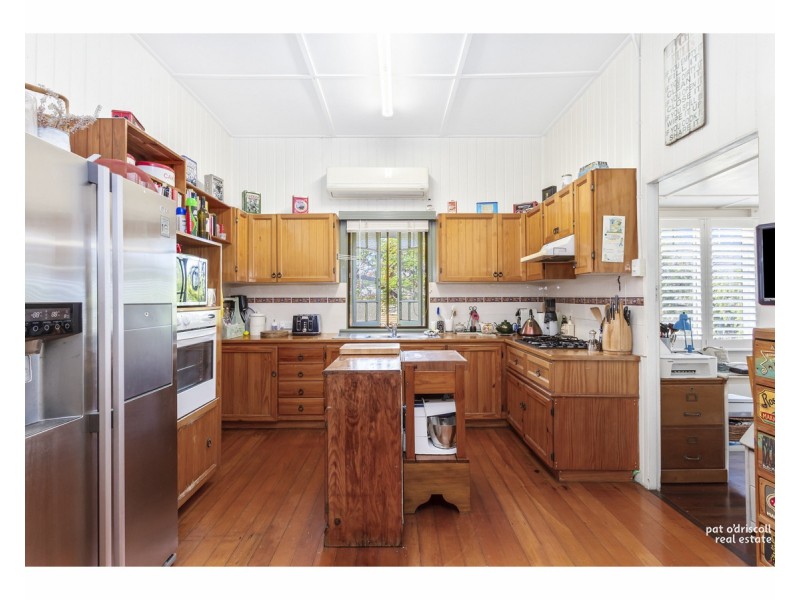 54 Davis Street, The Range QLD 4700