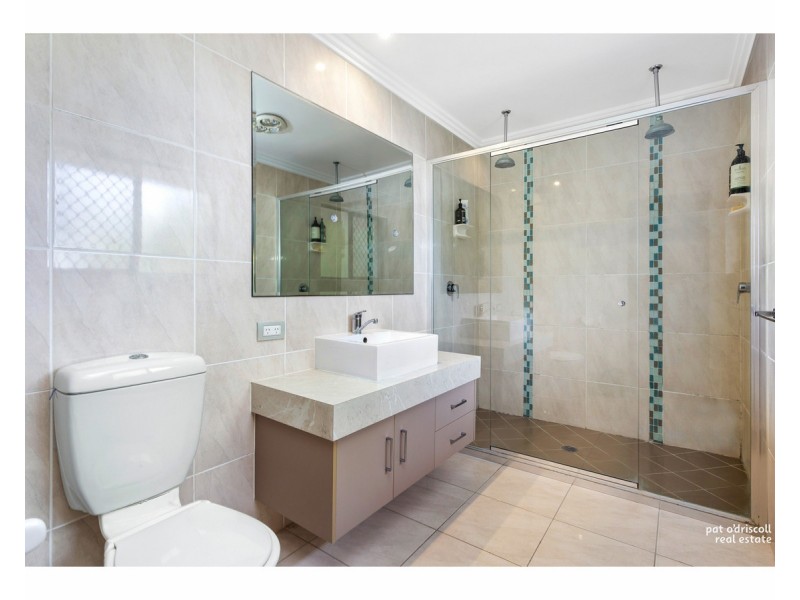 193 Quarry Lane, The Range QLD 4700