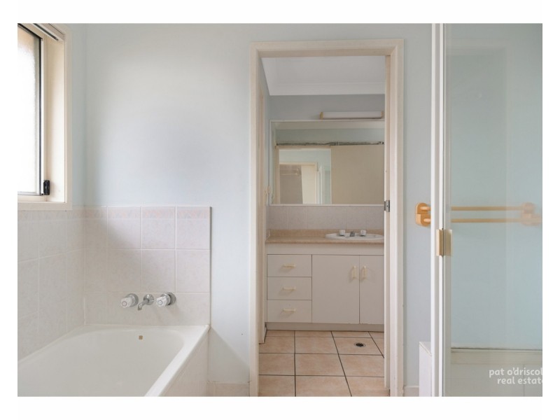 28 Hutchings Street, Gracemere QLD 4702