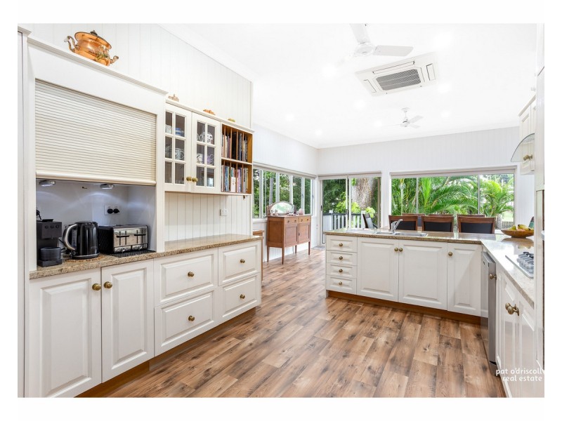 32 Henry Street, The Range QLD 4700