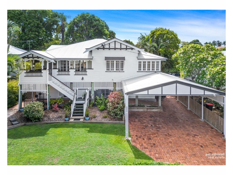 32 Henry Street, The Range QLD 4700