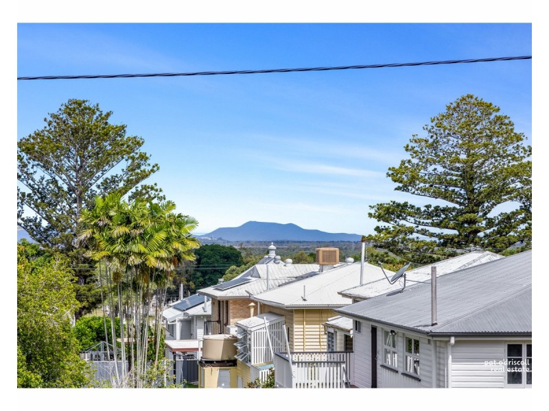 32 Henry Street, The Range QLD 4700