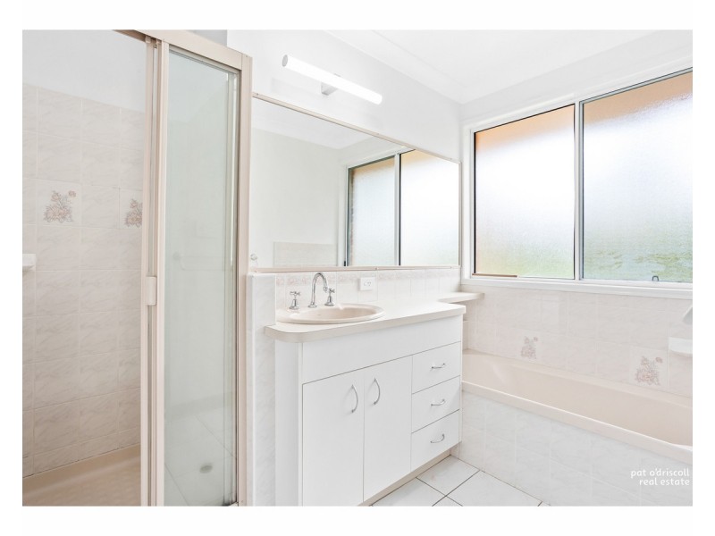 27 Gremalis Drive, Parkhurst QLD 4702