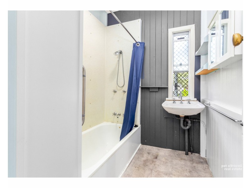 19 Welch Street, Park Avenue QLD 4701