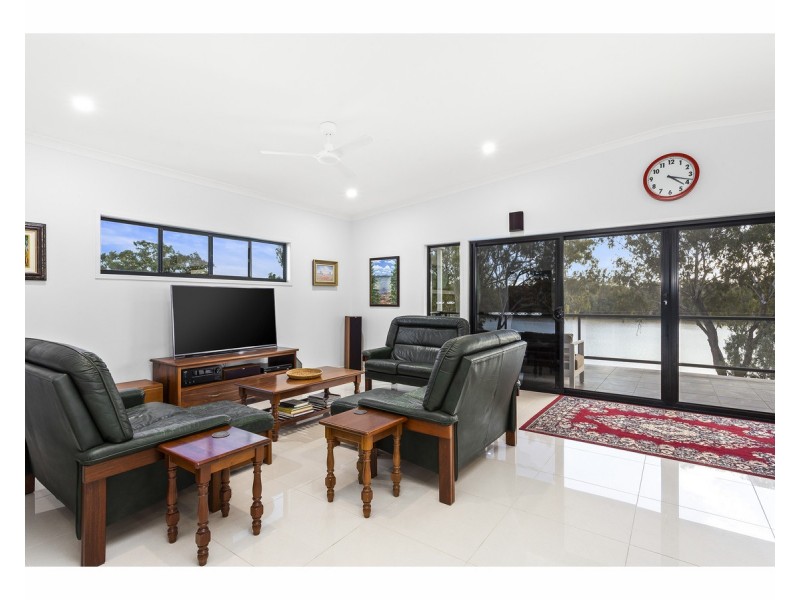 3 Cochrane Place, Kawana QLD 4701