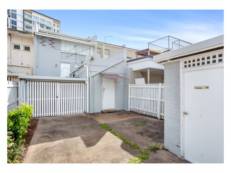 12a East Lane, Rockhampton City QLD 4700