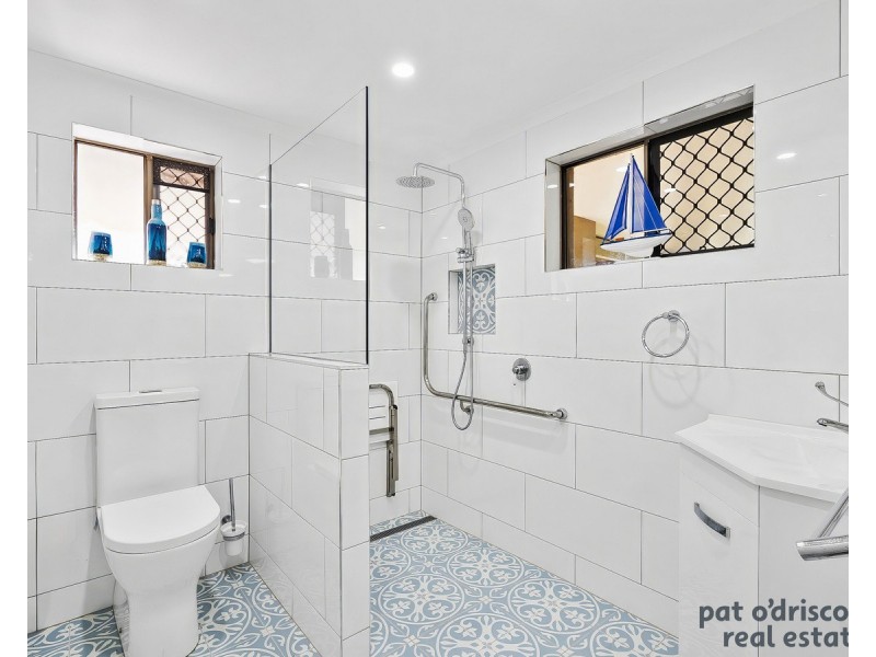 9 Redman Street, Emu Park QLD 4710