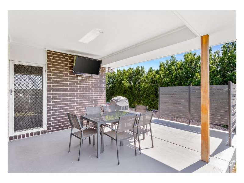 2 Adelie Court, Parkhurst QLD 4702