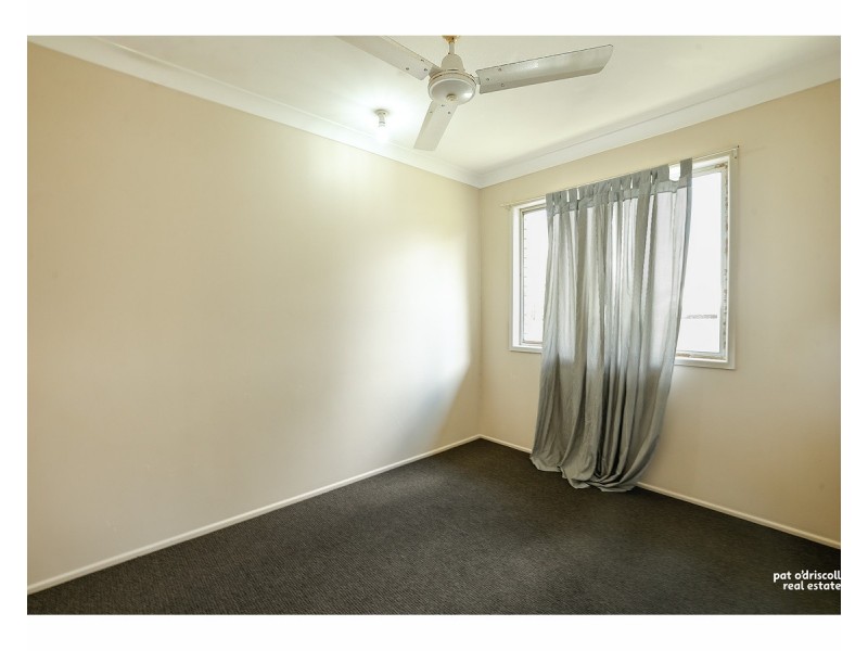 1/2 Hinton Street, Koongal QLD 4701