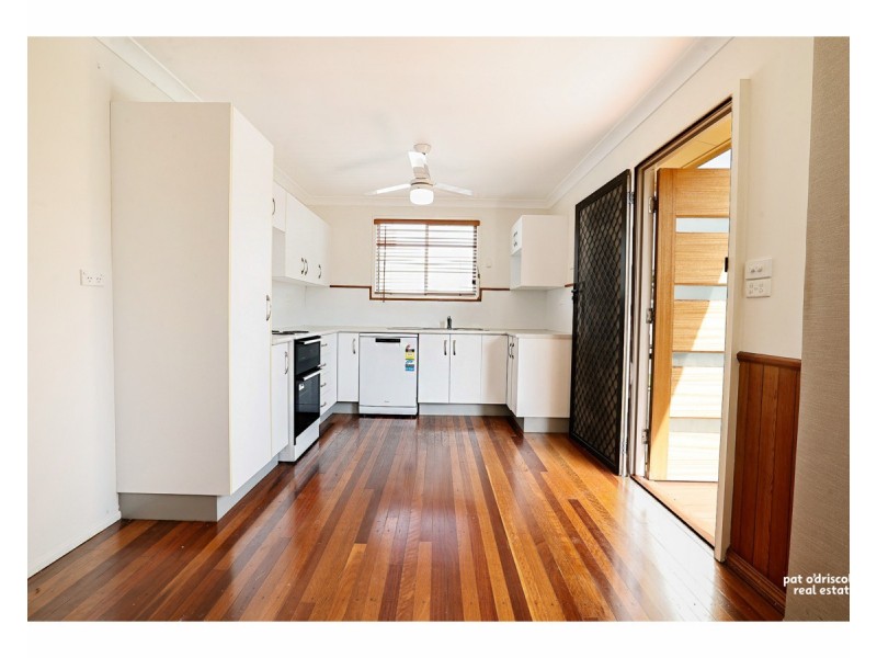 6 Schwarten Street, Kawana QLD 4701