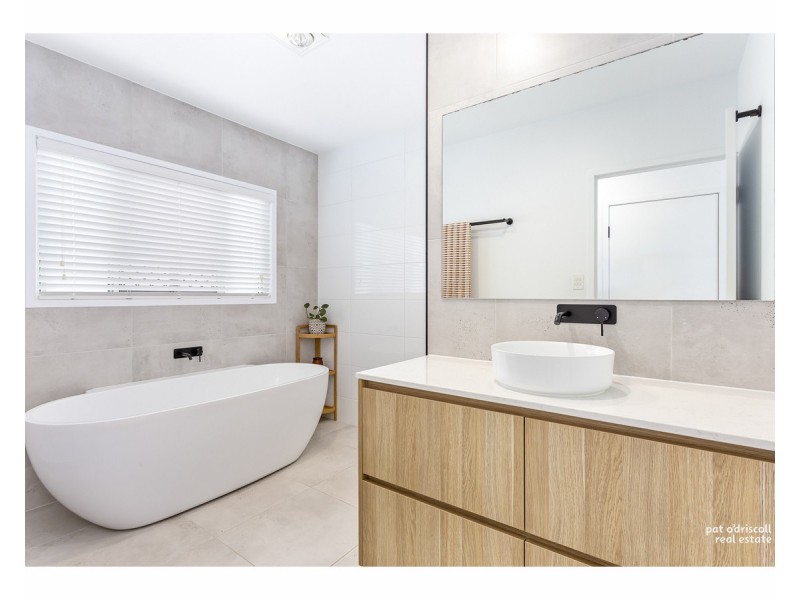 5 Bates Court, Gracemere QLD 4702