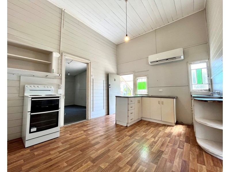 3/120 Denison Street, Rockhampton City QLD 4700