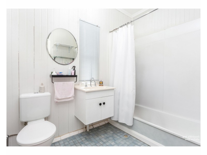 112 Clifton Street, Berserker QLD 4701