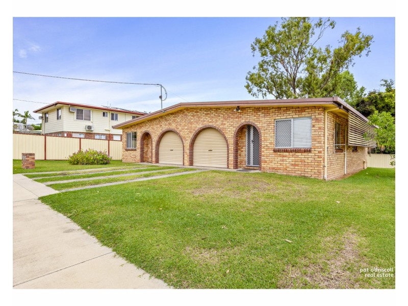 1 & 2/264 Carlton Street, Kawana QLD 4701