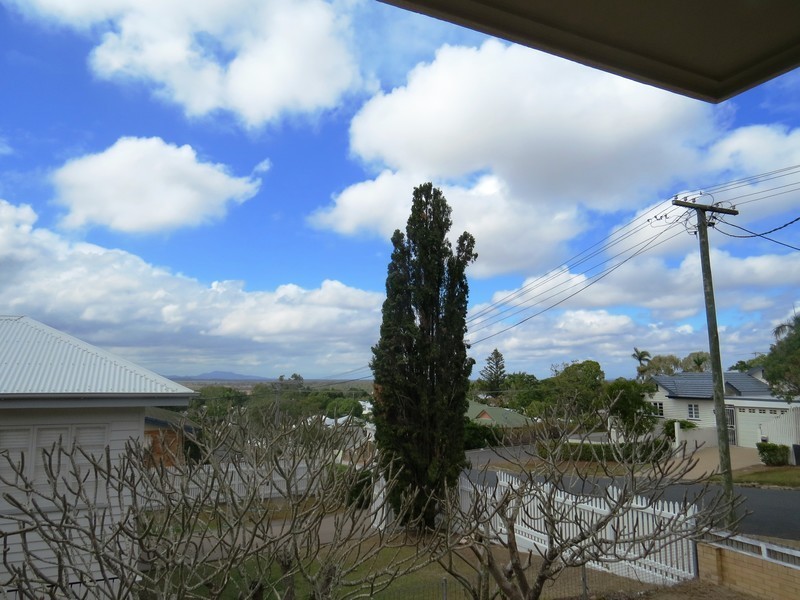 60 Brecknell Street, The Range QLD 4700