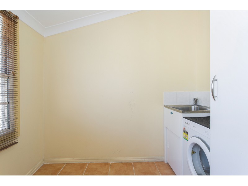 84 Agnes Street, The Range QLD 4700