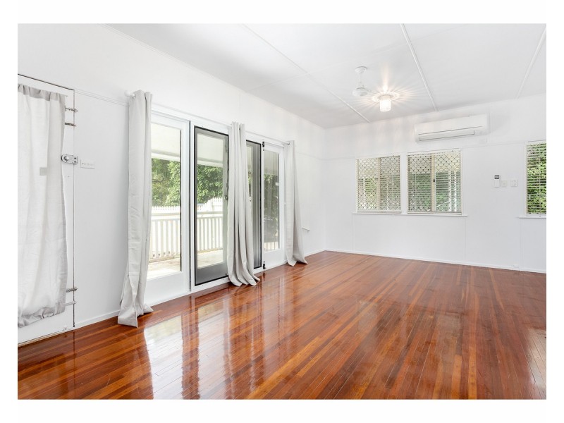 214 High Street, Berserker QLD 4701