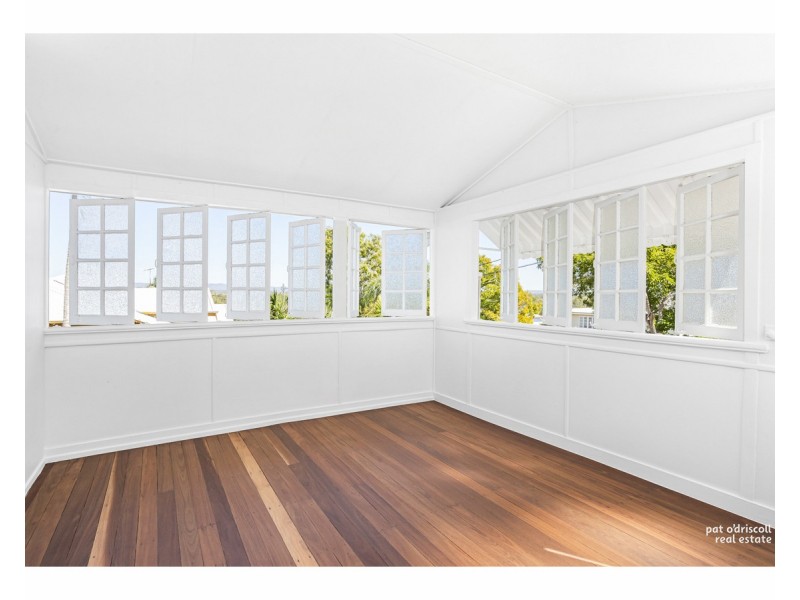 5 Cairns Street, The Range QLD 4700