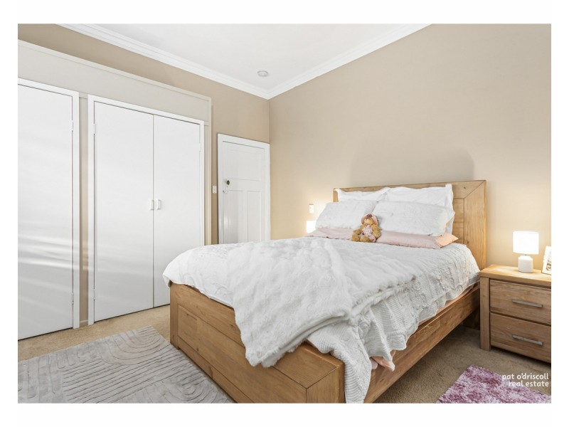 26 Medcraf Street, Park Avenue QLD 4701