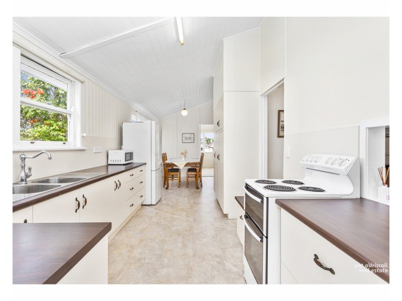 6 Bakara Street, Wandal QLD 4700