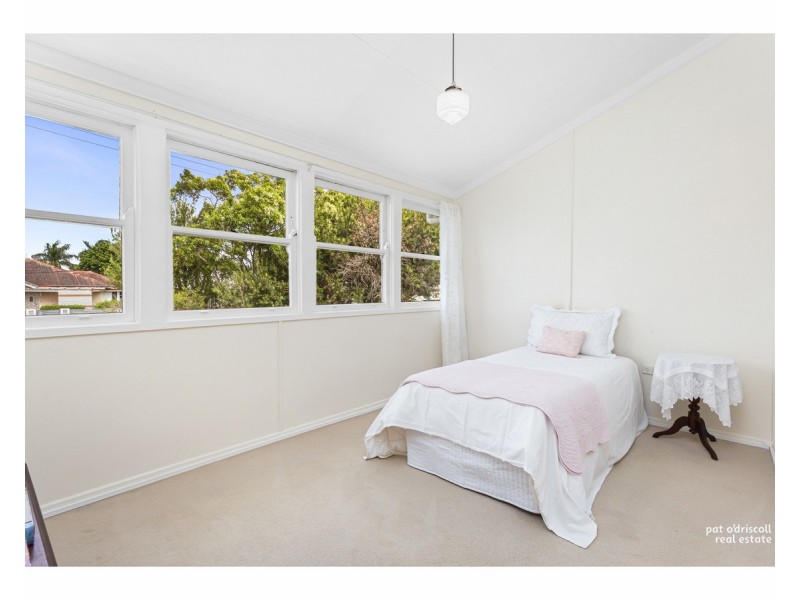 6 Bakara Street, Wandal QLD 4700