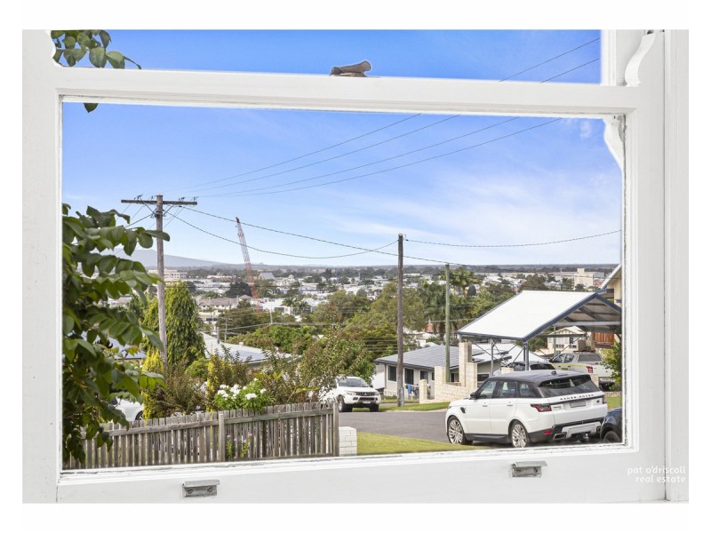 6 Bakara Street, Wandal QLD 4700