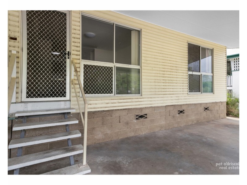 2/7 Reaney Street, Berserker QLD 4701