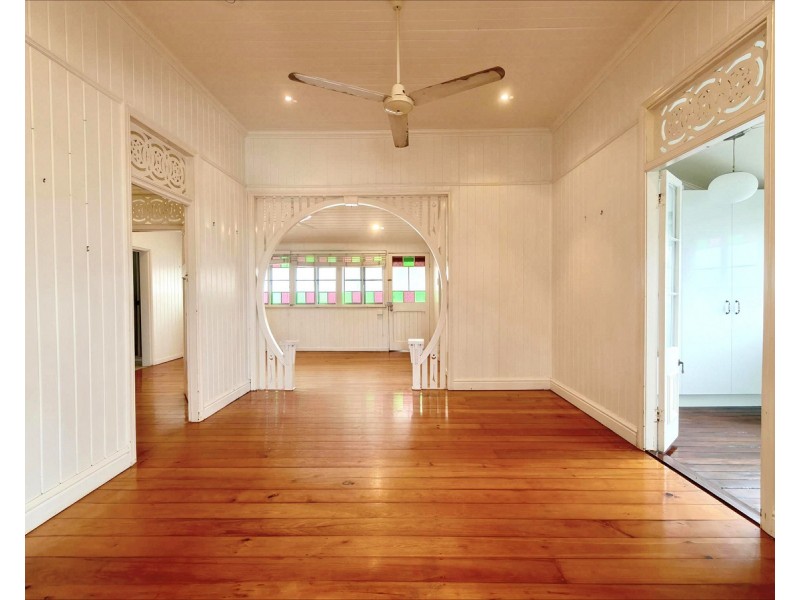 8 Glencoe Street, Allenstown QLD 4700