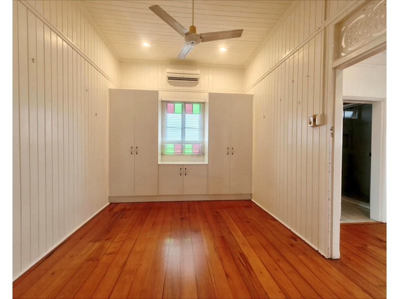 8 Glencoe Street, Allenstown QLD 4700