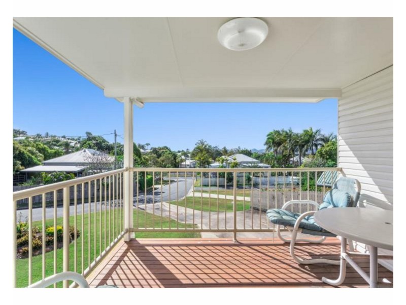 5 Dobbs Street, The Range QLD 4700