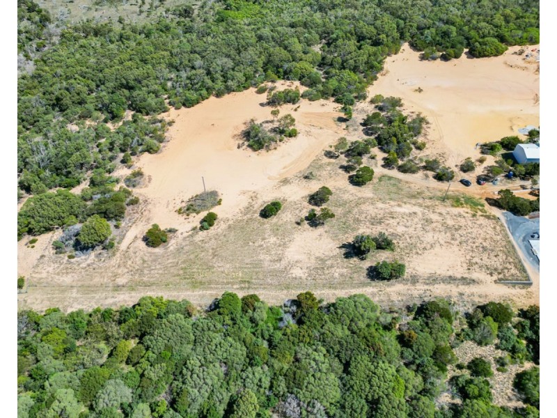 11 Kempsea Avenue, Rosslyn QLD 4703