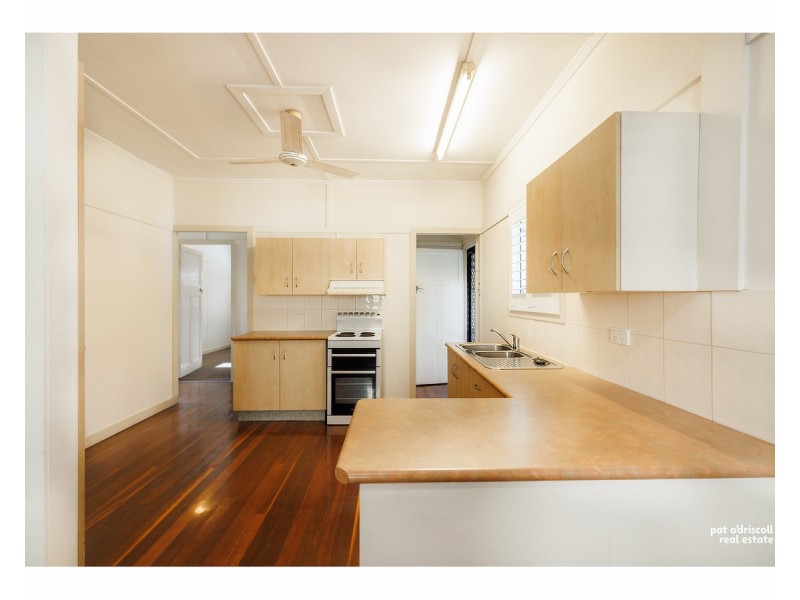 12 Hamilton Avenue, Wandal QLD 4700