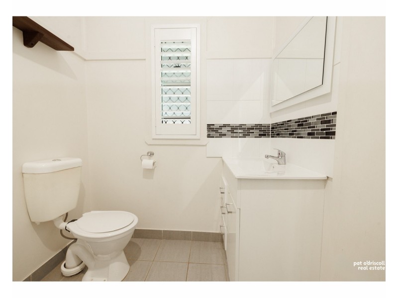 12 Hamilton Avenue, Wandal QLD 4700