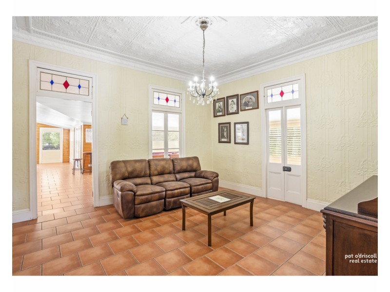 188 Upper Dawson Road, The Range QLD 4700